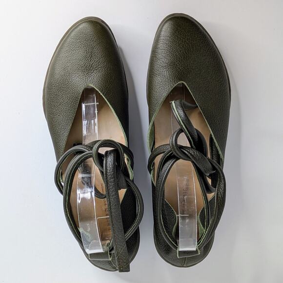 Trippen Ankle Tie Flats 41 Green Leather Artsy Designer Avant Garde Minimalist - Picture 10 of 10